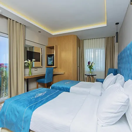 History 2* Κωνσταντινούπολη