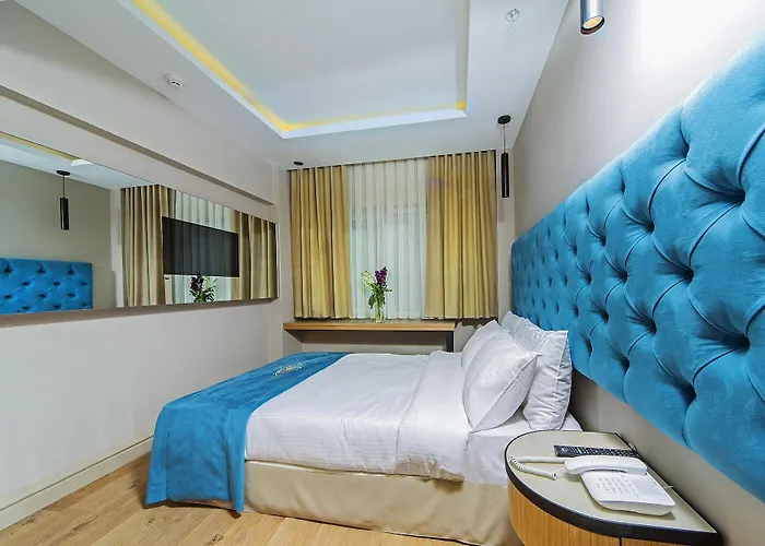 History 2* Κωνσταντινούπολη