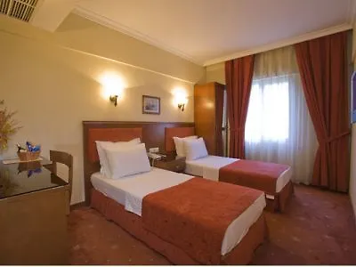 History 2* Provincia di Istanbul